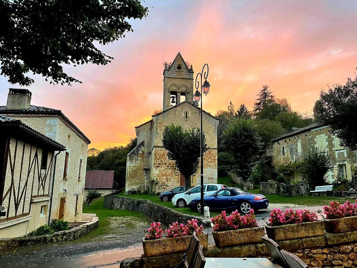 Les Cedres Acomodação com café da manhã Saint-Marcel-du-Périgord Exterior foto